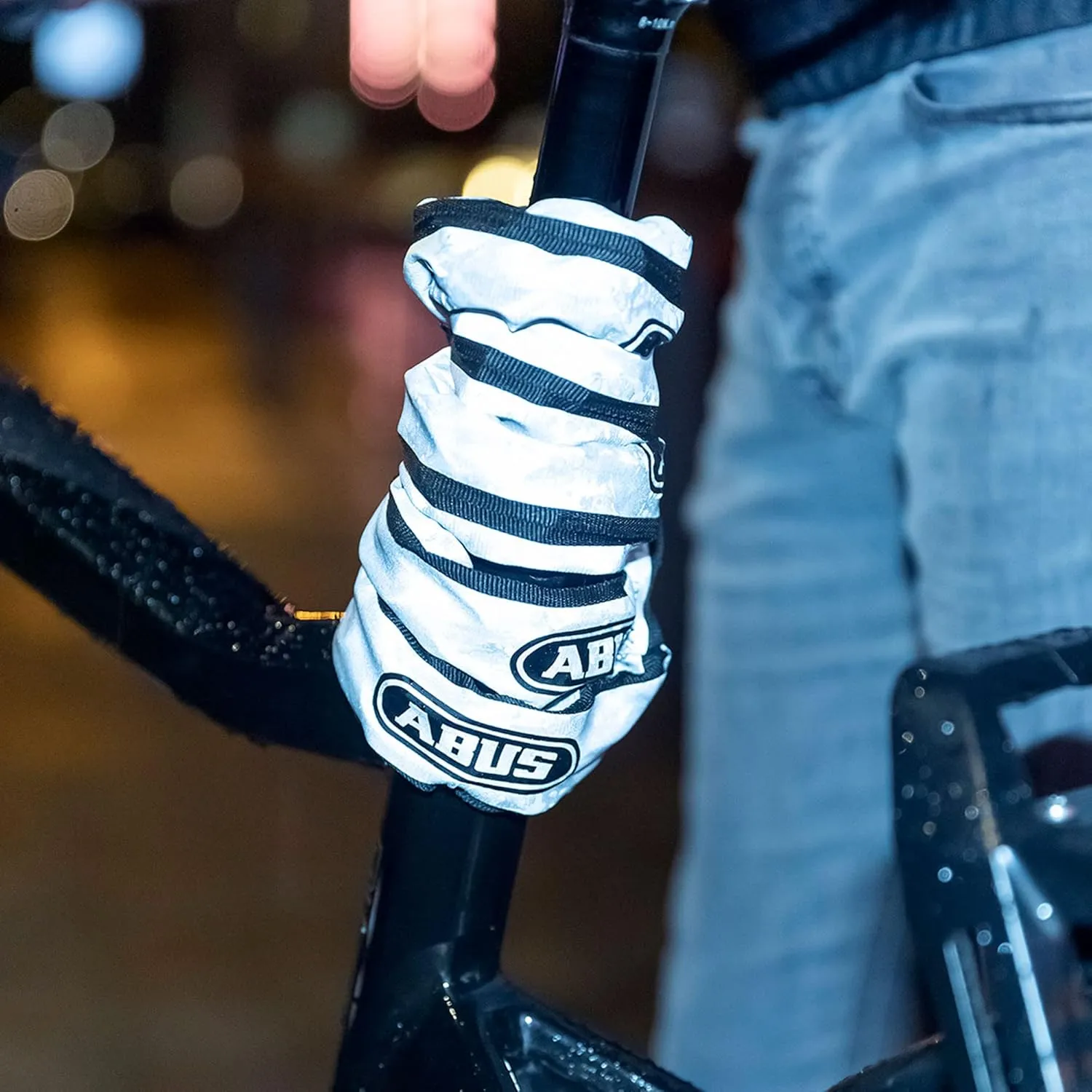 ABUS Catena 6806K Chain Lock - Lightweight Hardened Steel Bicycle Lock with Fashionable Textile Tube - Square Chain with ABUS Security Level 6-85 cm - Reflective Grey