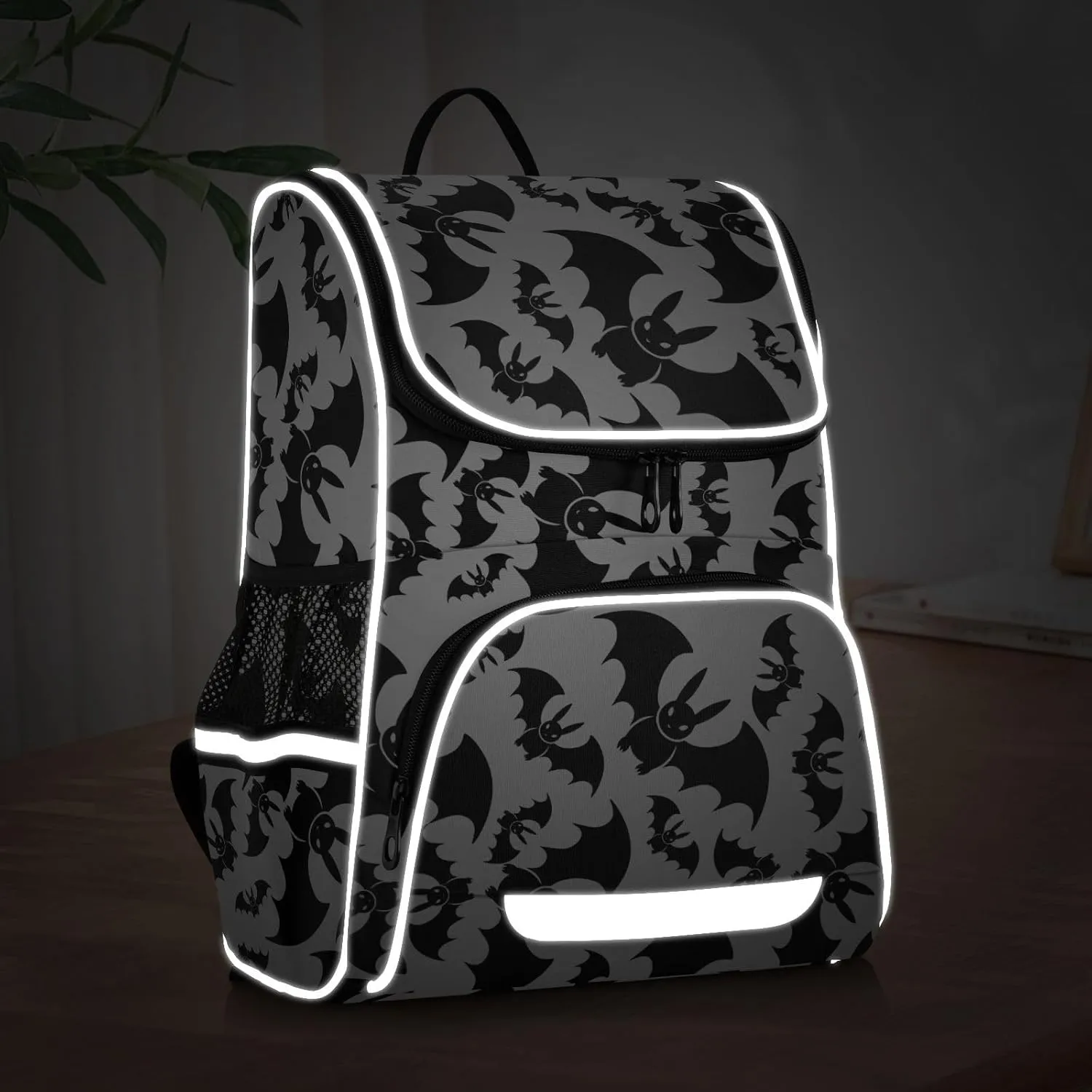 Backpack Bats Halloween School Backpack Travel Hiking Large Capacity Causal Daypack Bookbag Laptop Schoolbag with Reflective Tape for Boys Girls Adults