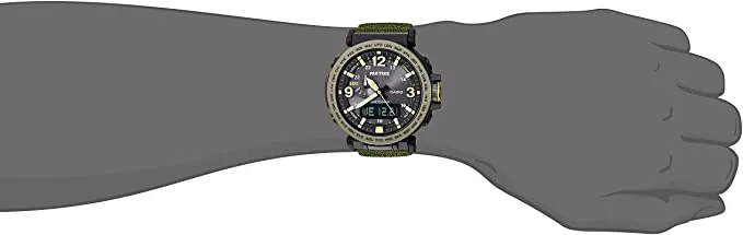 Casio Men's PRO TREK Stainless Steel Quartz Watch with Cloth Strap, Green, 30.5 (Model: PRG-600YB-3CR)