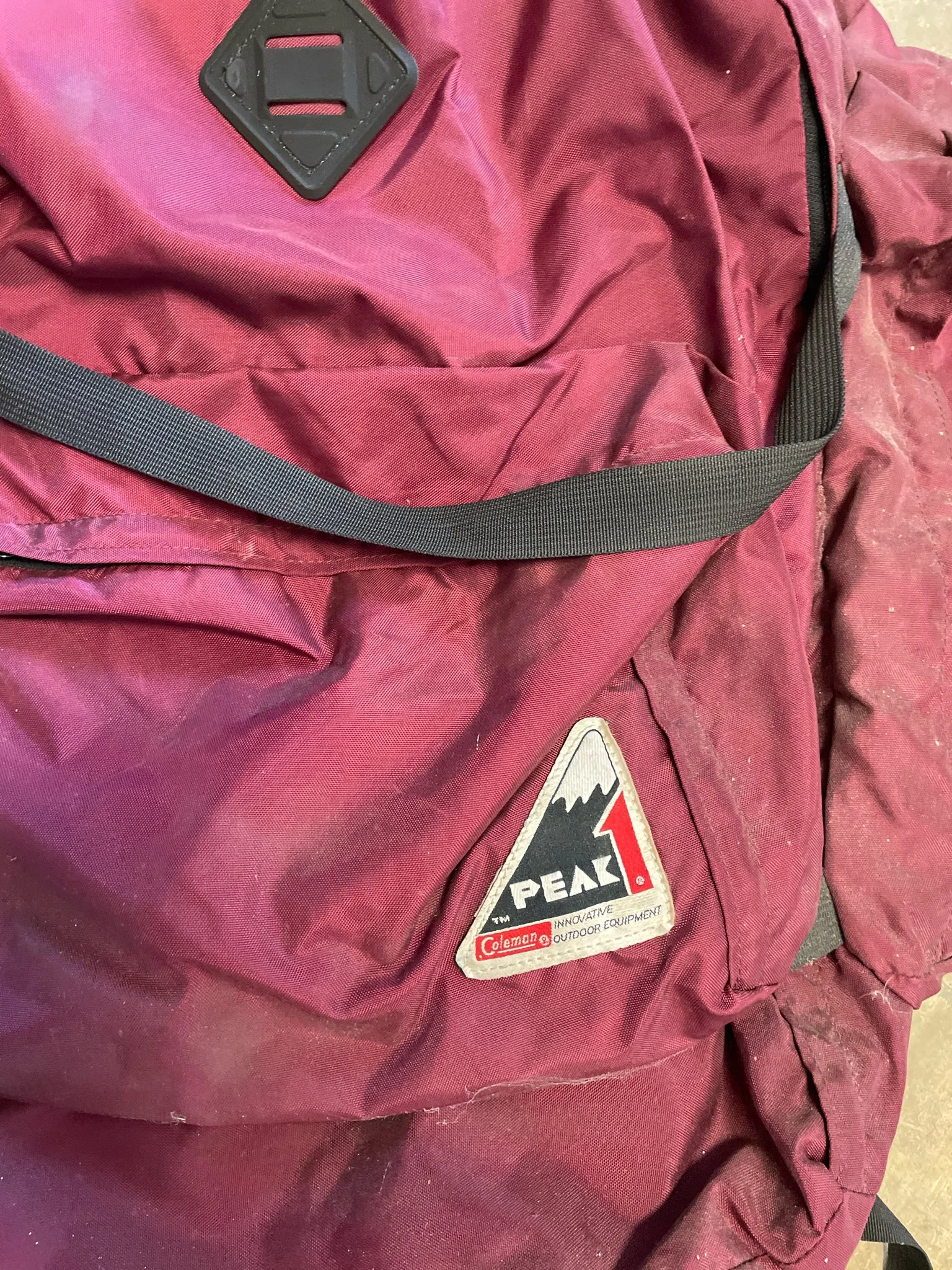 Coleman Vintage Peak1 Backpack