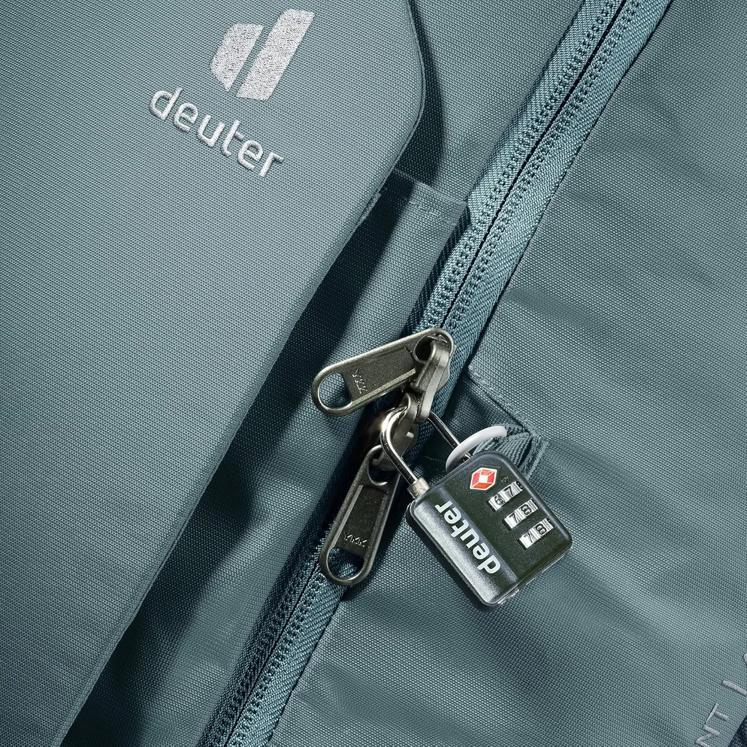 Deuter Unisex Aviant Access Pro 60 Travel backpack