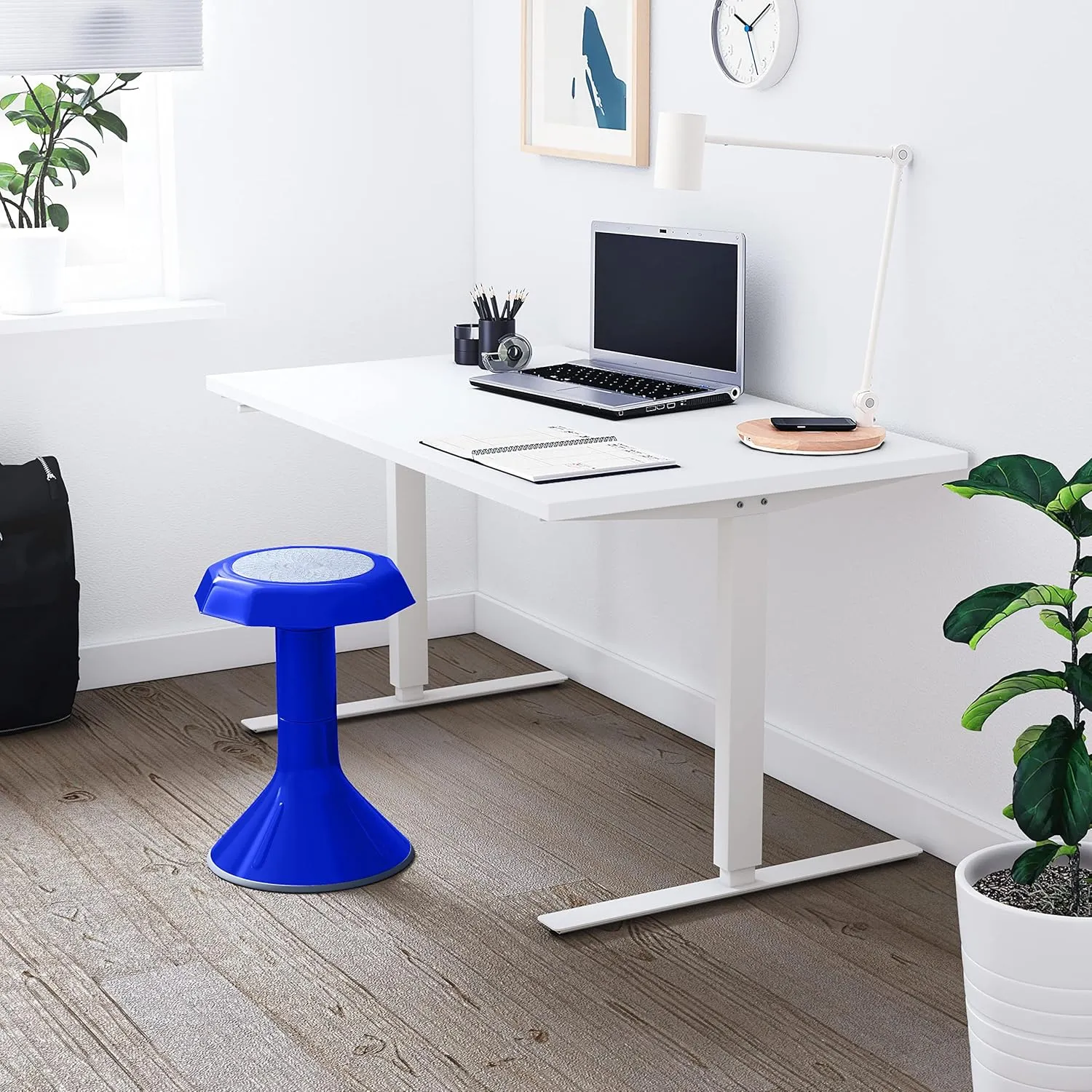 ECR4Kids ACE Active Core Engagement Wobble Stool, 18-Inch Seat Height, Flexible Seating, Blue