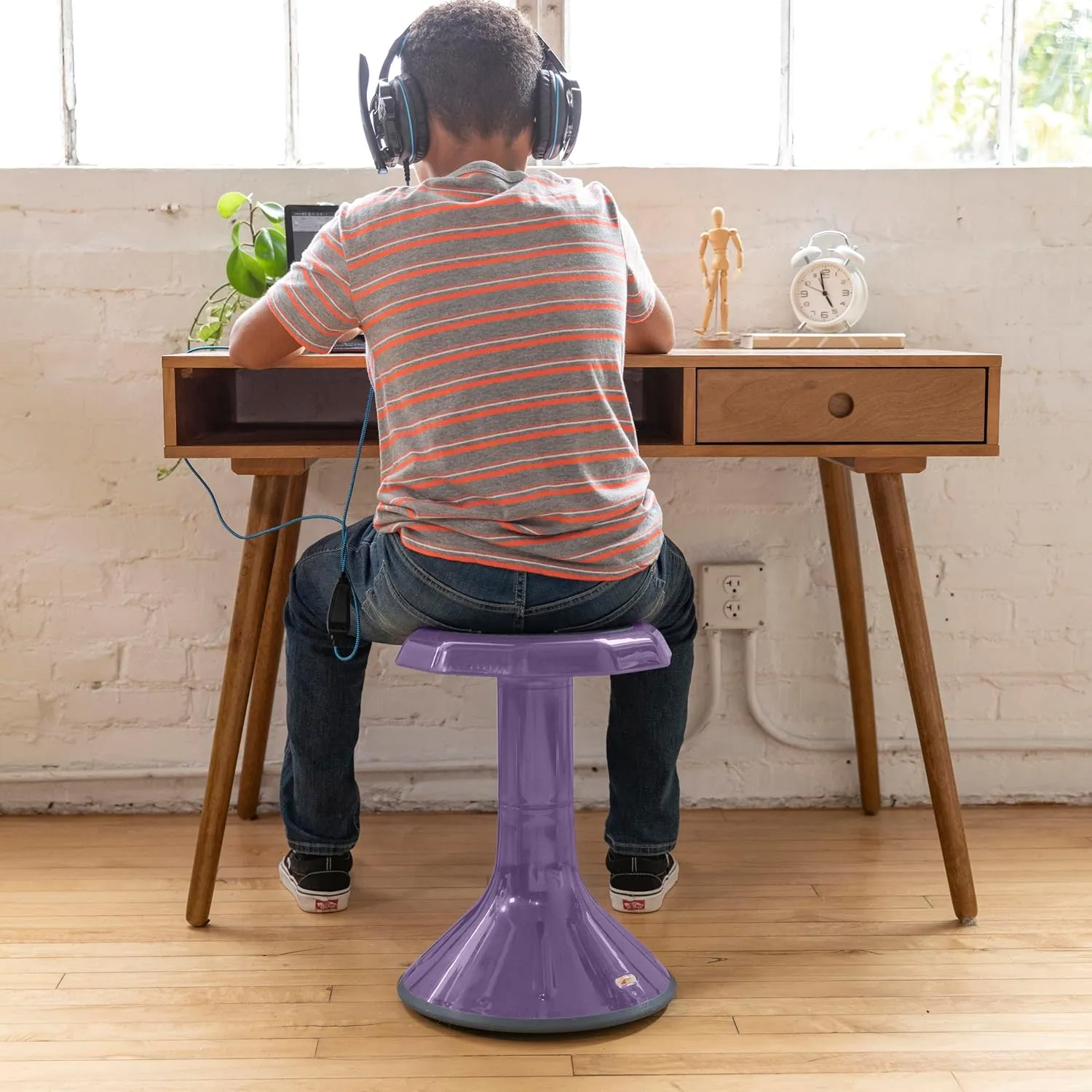 ECR4Kids ACE Active Core Engagement Wobble Stool, 18-Inch Seat Height, Flexible Seating, Eggplant