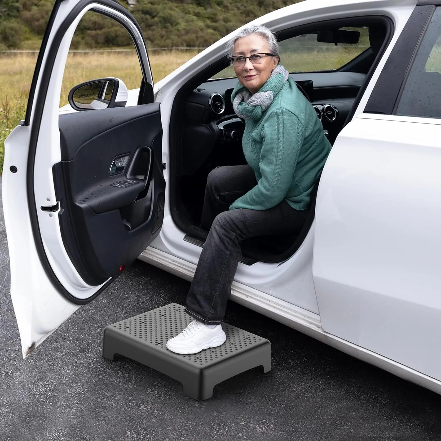 HBTower Mobility Step Stool for Adults & Seniors - Non-Slip Platform Indoor and Outdoor, Portable Riser, Safety Step for Car, Bedside, Office, Shower, Stairs - Black