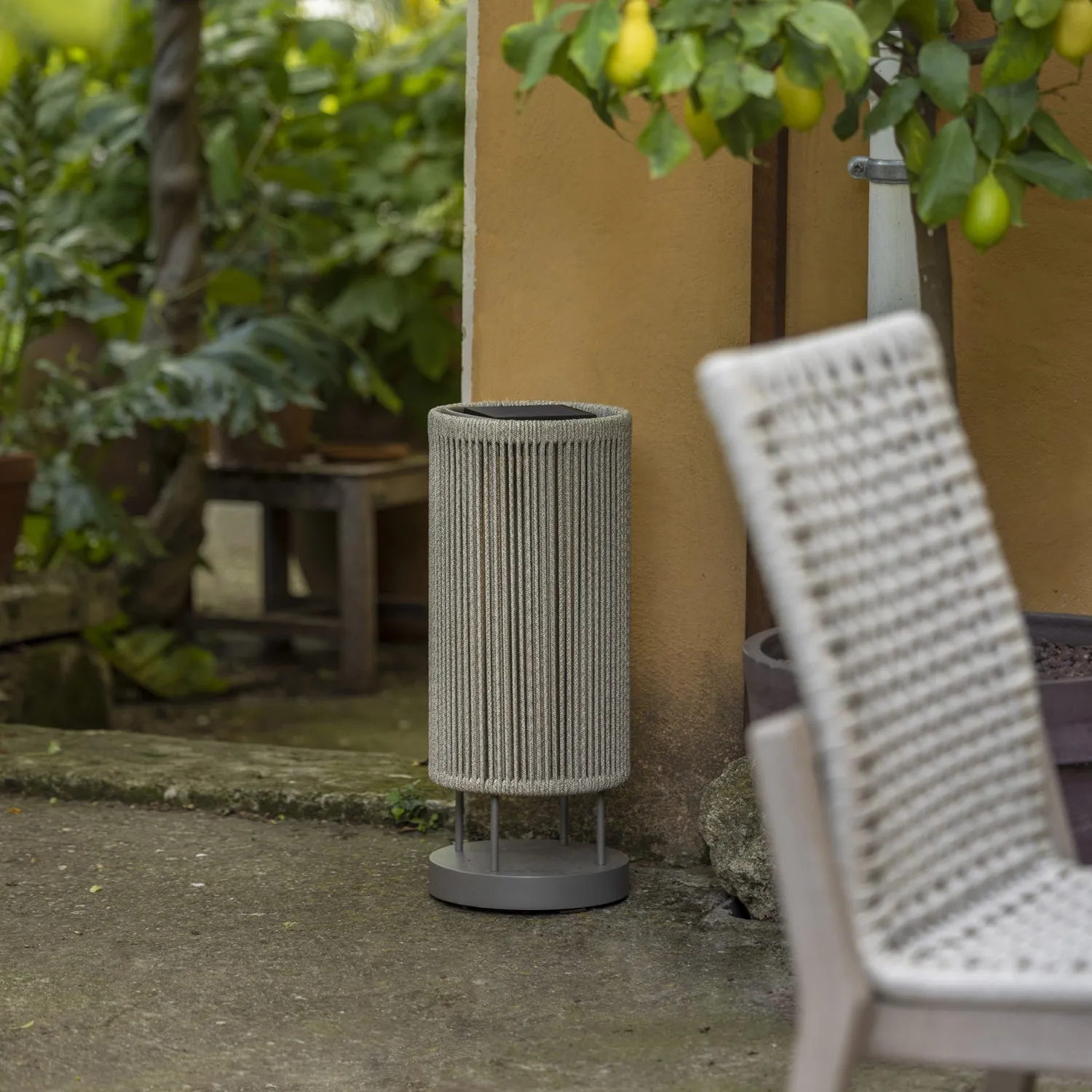 Les Jardins Rop&Strip Solar Floor Lamp