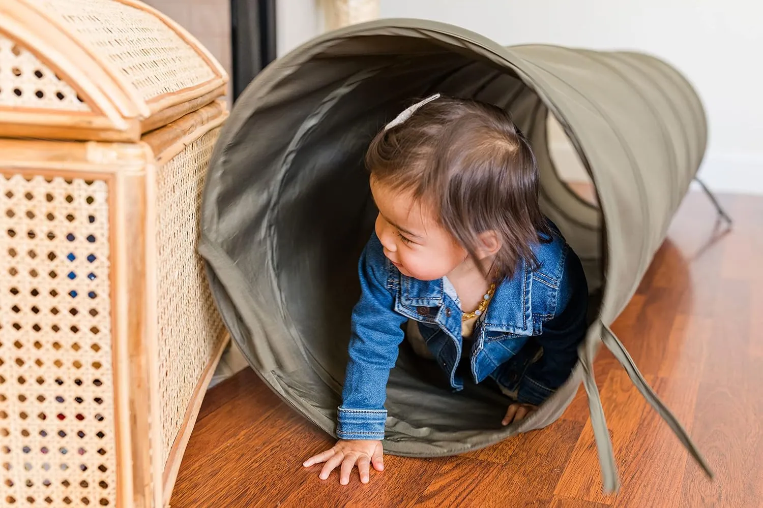 Lyla & Sage Play Co - Kids Play Tunnel - 6ft Pop Up Crawl Tunnel for Toddlers Babies - Collapsible Tunnel Toy Gift for Boy and Girl - Play Tunnel Tent Indoor & Outdoor (Forest/Green)