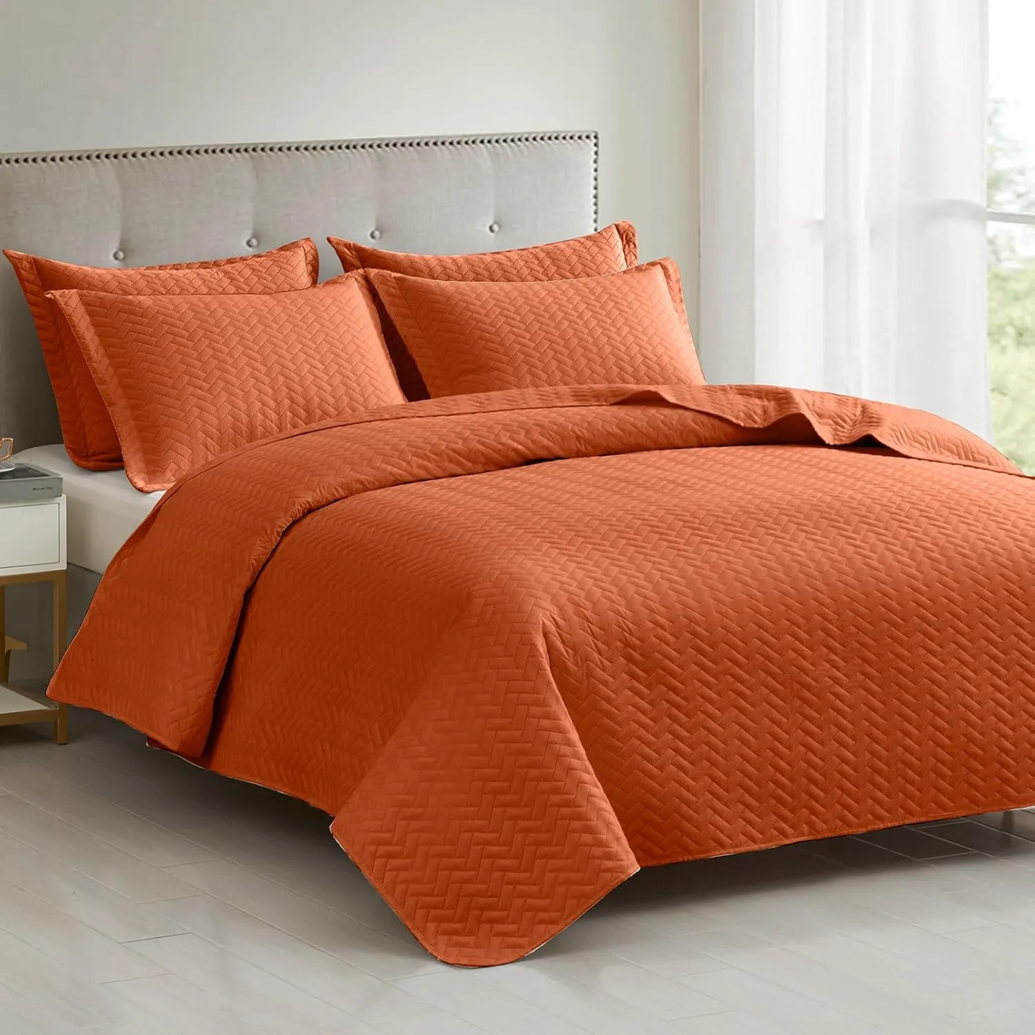 Maple&Stone Quilt Set King Size, Burnt Orange Lightweight Bedspread Ultrasonic Chevron Pattern Light Coverlet for All Season Comforter Bedding Decor - 3 Piece King Bed Cover Sets