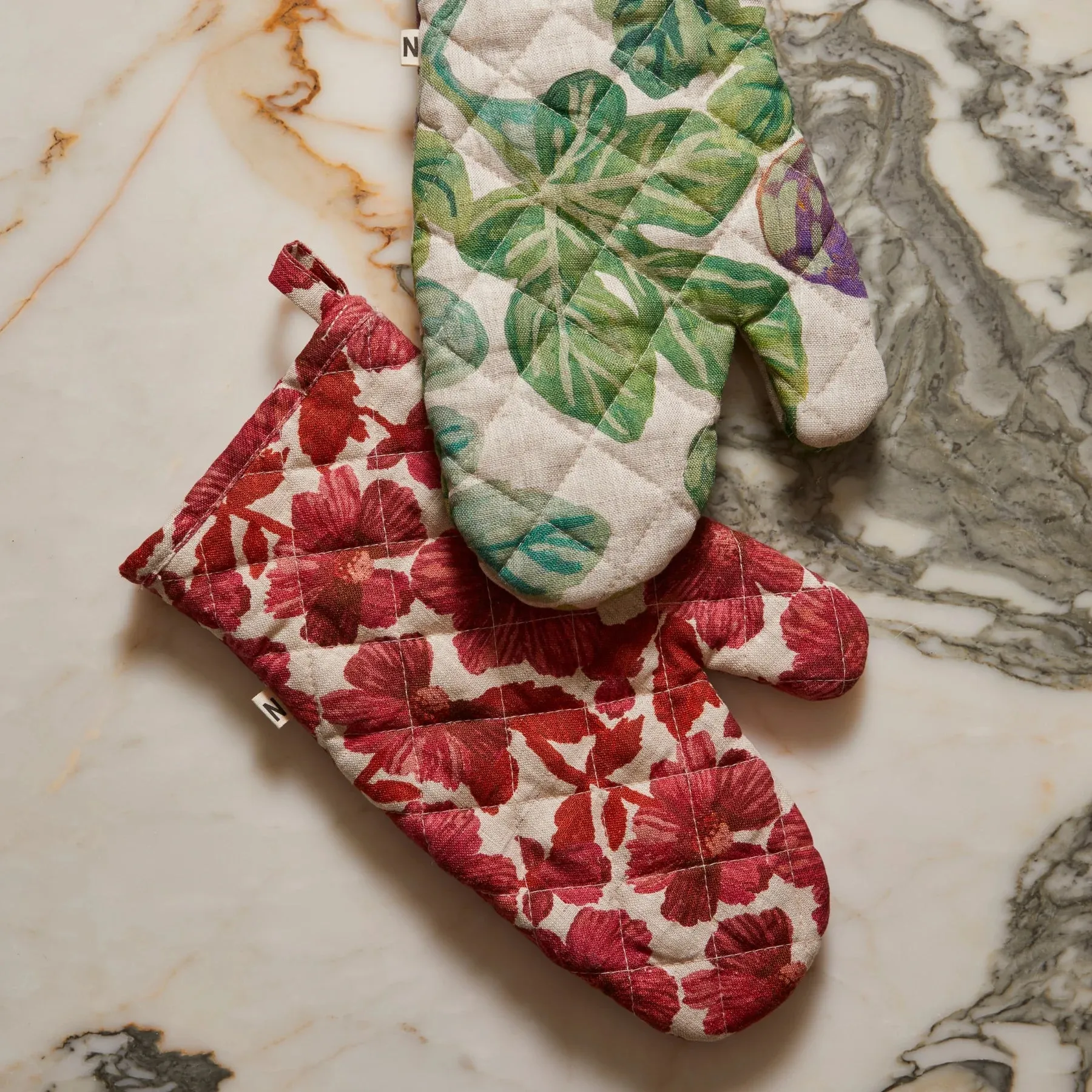 Oven Mitt  - Leon cerise