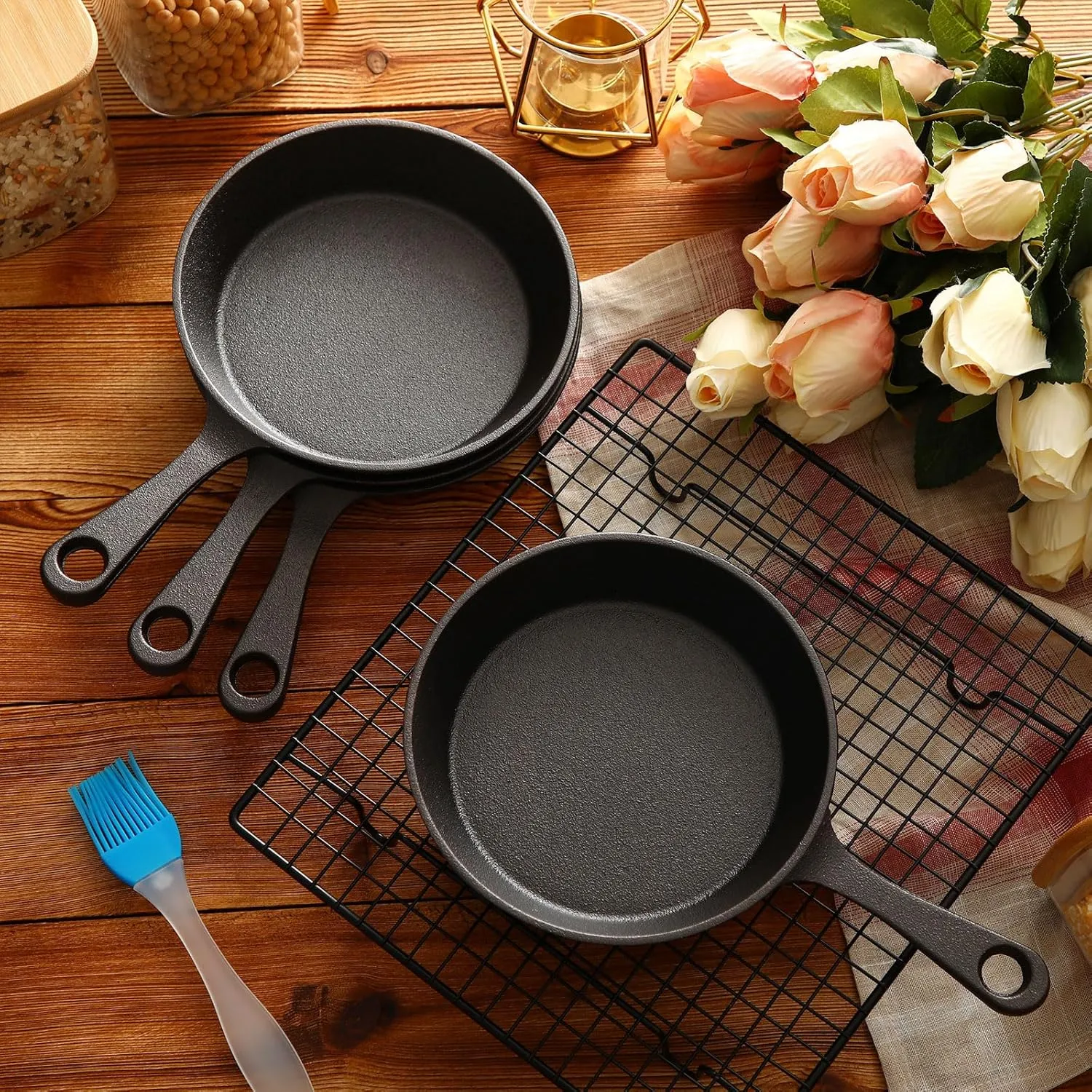 Remerry 10 Sets 4 Inches Cast Iron Skillets Mini Black Iron Nonstick Frying Pan Small Sizzling Plate Egg Pan Cast Pot Bundle with Oil Brush for Indoor and Outdoor Restaurant Kitchen